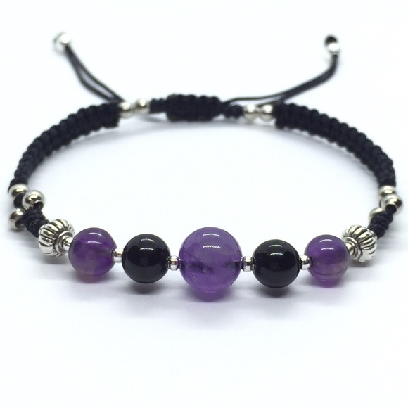 Amethyst & Onyx Bracelet - Picture 5 of 7